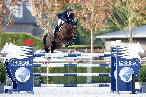 Cavaleiro maranhense radicado na Europa, que recém integrou a equipe brasileira campeã na Copa das Nações na Inglaterra, bate feras no mais badalado circuito do hipismo mundial / Foto: Stefano Grasso - GC