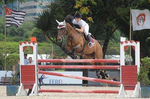 13ª Etapa do Ranking de Salto Sociedade Hípica Paulista rola entre 9 e 12/11 e a grande final está agendada entre 30/11 e 3/12. Encerrando a temporada oficial de 2017, o Concurso de Salto Nacional Top Riders agita a casa, entre 7 e 10/12 / Foto: Erica Costa