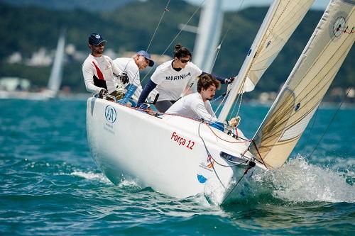 Equilíbrio vem marcando competição após três dias. Classes C30, HPE-25 (Força 12 - foto), RGS e IRC seguem indefinidas. Pajero confirma título na ORC com uma regata de antecedência / Foto: Gabriel Heusi/Heusi Action