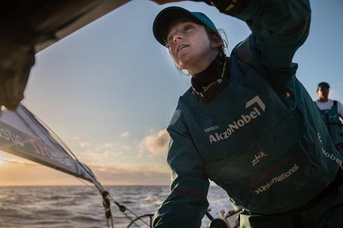 Barco de Martine Grael acelera na reta final da sexta etapa / Foto: Rich Edwards/Volvo Ocean Race