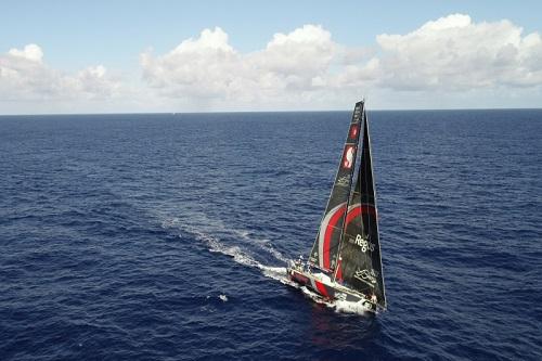 Diferença entre os sete barcos que disputam a oitava etapa é mínima / Foto: Martin Keruzore/Volvo Ocean Race