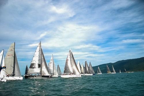 Com barcos de Brasil, Chile, Arnetina e Uruguai, evento de vela oceânica será decisivo no litoral norte paulista / Foto: Aline Bassi/Balaio de Ideias