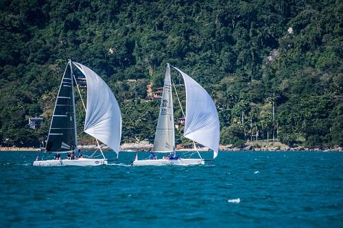 Atual campeão da Semana de Vela, o barco da casa venceu a Regata Renato Frankenthal seguido por Conquest e Bond Girl, em percurso de 20 milhas / Foto: Thito Strambi/SailStation