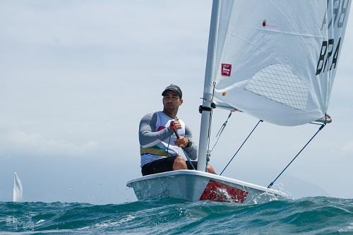 Velejador do Iate Clube de Santa Catarina comemorou a vitória após campanha irretocável em Ilhabela. Próximo desafio será em Miami, no mês de janeiro / Foto: Ana Catarina Photo