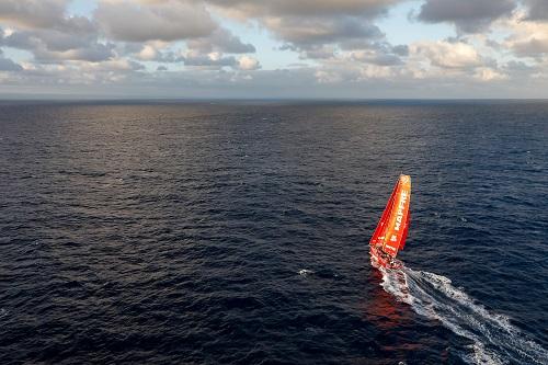 A equipe espanhola cruzou a linha de chegada da terceira etapa da Volvo Ocean Race em primeiro lugar neste domingo (24) / Foto: Ainhoa Sanchez/Volvo Ocean Race