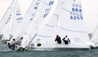 Pela segunda vez na temporada, Robert Scheidt e Bruno Prada são campeões antecipados de um evento internacional importante antes mesmo da disputa da Medal Race / Foto:  Daniel Forster/ Rolex