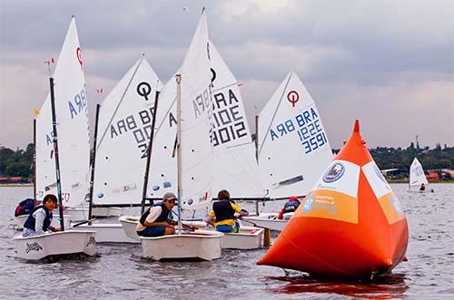 Regata de estreantes / Foto: Sidney Bloch/ZDL