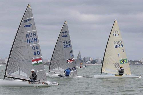 Bruno Prada ficou longe do pódio na França / Foto: Finn Class