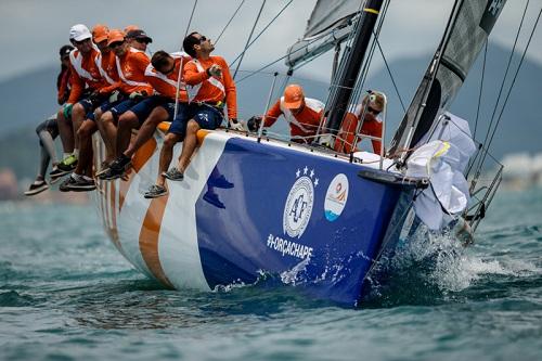 Aproximadamente 250 velejadores são esperados em Jurerê para os quatro dias da maior competição de vela oceânica do sul do Brasil / Foto: Gabriel Heusi/Heusi Action