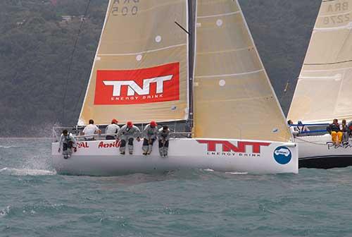 TNT Loyal lidera / Foto: Aline Bassi / Balaio