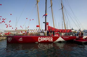 CAMPER with Emirates Team New Zealand chegou com festa / Foto: Chris Cameron / CAMPER2011-12