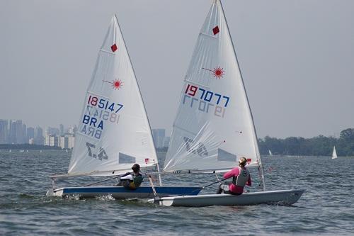 Evento será disputado no Yacht Club Santo Amaro, clube de Robert Scheidt, entre os dias 9 e 21 de janeiro de 2017 / Foto: Nicolas Garcia/Classe Laser SP