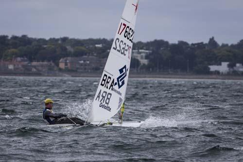 Scheidt, na liderança do Europeu de Laser/ Foto: David Branigan / Oceansport