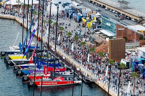 Regata de Volta ao Mundo terá a campeã olímpica Martine Grael ao lado do experiente e vencedor da Volvo Ocean Race Joca Signorini. Ambos estarão a bordo do team AkzoNobel / Foto: Pedro Martinez/Volvo Ocean Race