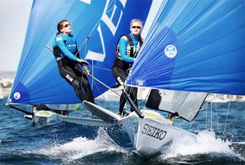 Martine Grael e Kahena Kunze em Marseille  / Foto: Piérick Jeannoutot / 49er.org