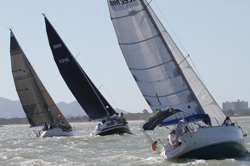 A previsão é de 10 a 15 barcos na raia para essa primeira etapa da competição / Foto: Divulgação