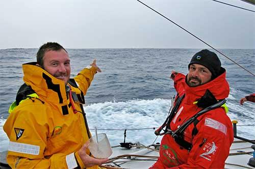 A flotilha da Volvo Ocean Race achou o Nemo / Foto: Guo Chuan/Green Dragon Racing/Volvo Ocean Race 