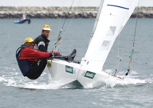 Um dia após assegurar o título da Copa do Mundo da Federação Internacional de Vela na classe Star, Robert Scheidt e Bruno Prada conquistaram, no sábado, dia 11 de Junho, também o título da Skandia Sail for Gold Regatta / Foto: Divulgação onEdition