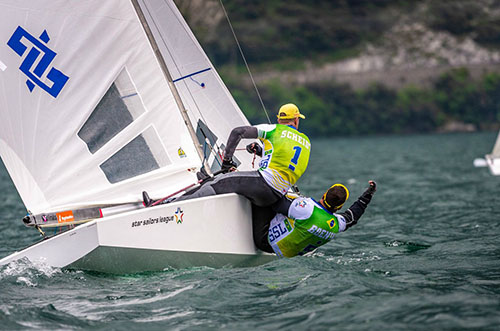 Robert e Maguila velejam no Lago Di Garda / Foto: Gilles Morelle / SSL