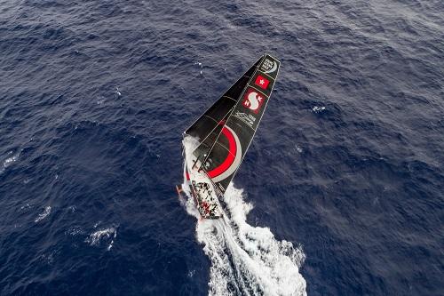 Team Brunel e MAPFRE perdem vantagem na ponta para o Scallywag / Foto: Jeremie Lecaudey/Volvo Ocean Race