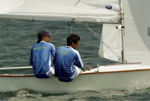 Dupla da Snipe Alexandre Tinoco e Gabriel Borges lidera a classificação com três pontos de vantagem  / Foto: Washington Alves/Inovafoto/COB