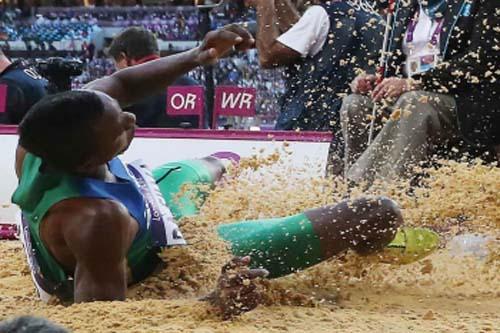 Rosângela Santos passa para as semifinais da prova mais rápida do atletismo/ Foto:  Valterci Santos/AGIF/COB