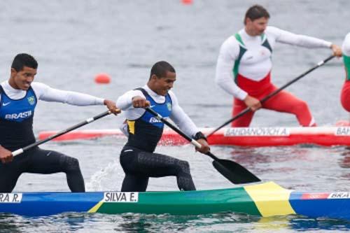 Dupla brasileira não consegue vaga na final do C2 1000m, mas festeja evolução/ Foto: Washington Alves/AGIF/COB