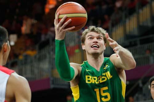 Seleção masculina de basquete arrasa China por 98 a 59 e agora decide o segundo lugar do Grupo B contra a Espanha/ Foto: Washington Alves/AGIF/COB