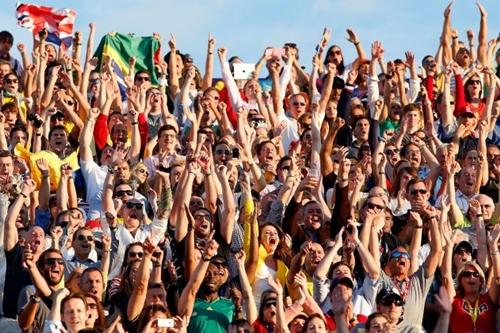 Torcedores durante as competições de vôlei de praia dos Jogos Londres 2012 / Foto: Getty Images / Jamie Squire