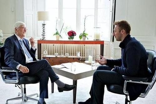 Ian Thorpe e o entrevistador da TV australiana, Michael Parkinson / Foto: Divulgação / Channel 10 / Tom Jenkins