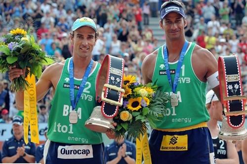 Reestreia da dupla está prevista para o fim do mês, na etapa de abertura do Circuito Brasileiro / Foto: Divulgação / FIVB