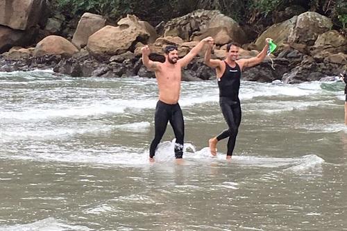 Nadador se prepara para Travessia do Canal da Catalina, uma das sete mais difíceis do mundo / Foto: Divulgação