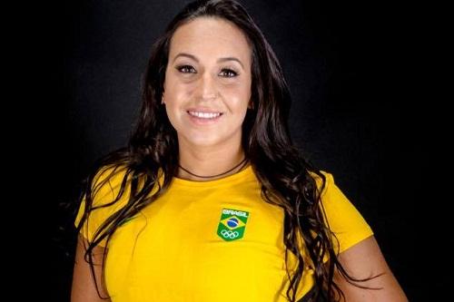 Nadadora Jessica Bruin e outros nomes que estiveram na Rio 2016 farão uma sessão de autógrafos e bate-papo com crianças da região na Praia de Pitangueiras / Foto: Divulgação