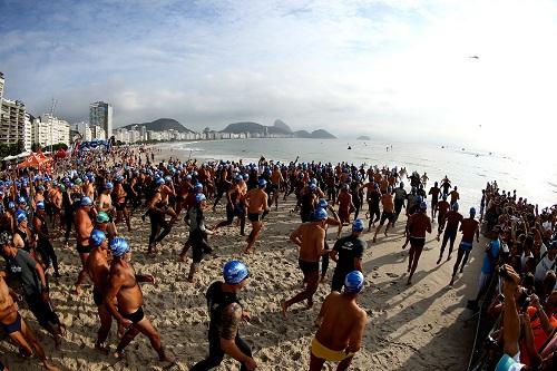 Palestras com Luiz Lima e Cynthia Howlett, autógrafos de Poliana Okimoto e Helio de la Penã, lojas de produtos esportivos, cerveja com desconto e ação social. Ainda dá tempo de participar do Rei e Rainha do Mar / Foto: Divulgação