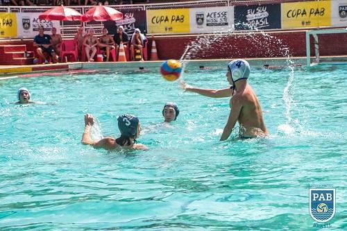 As melhores equipes do Brasil estiveram reunidas na piscina do Internacional, em Santos / Foto: Divulgação/PAB