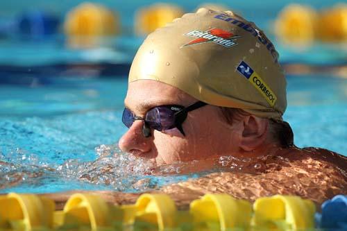 Atual campeão olímpico e bicampeão mundial, o nadador Cesar Cielo gostou do seu primeiro treino na piscina mexicana do Clube Esportivo La Loma, em San Luis Potosi / Foto: Satiro Sodré/AGIF