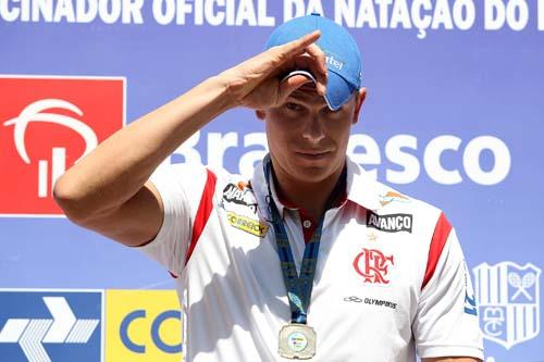 Ele é campeão olímpico, bicampeão mundial e campeão pan-americano da prova. E na final dos 50m livre do 40º Troféu Finkel de Natação / Taça Correios, deu a lógica: vitória de Cesar Cielo Filho, do Flamengo, com 21s97 / Foto: Satiro Sodré/AGIF