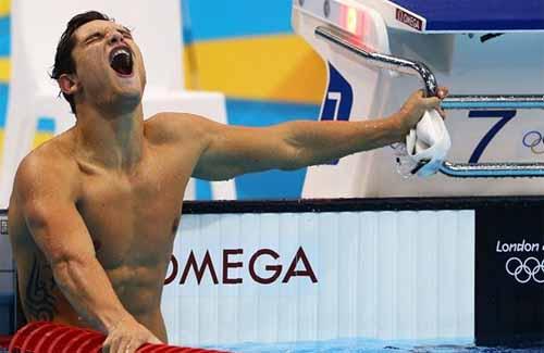 Florent Manaudou, que ficou com a tão sonhada medalha de ouro de Cesar Cielo na prova de 50 metros livre em Londres 2012, vai liderar a seleção francesa durante o Mundial em piscina curta / Foto: Londres 2012