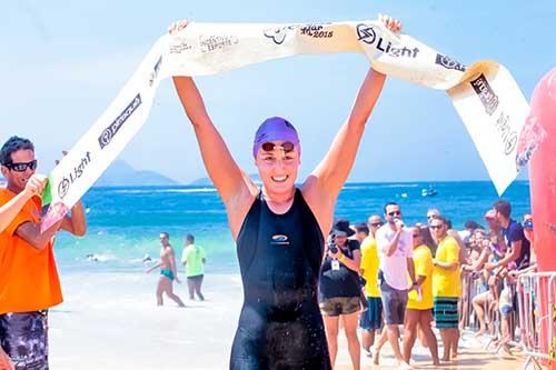 Betina Lorscheitter conquistou o primeiro lugar nas três provas de natação / Foto: Divulgação Circuito Light Rei e Rainha do Mar