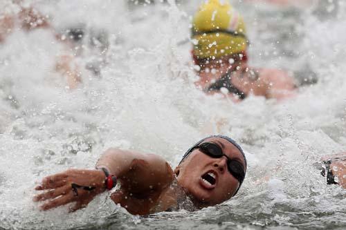 Poliana Okimoto foi sexta colocada na prova olímpica em Xangai e já tem a vaga para Londres 2012 garantida / Foto: AGIF/ Satiro Sodré