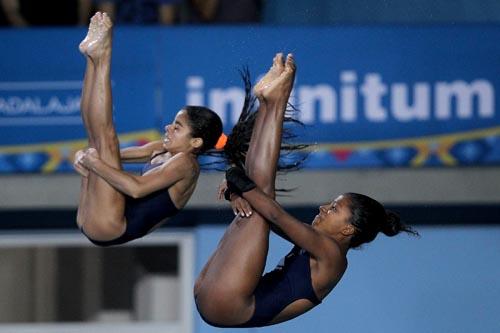 Natali e Andressa durante o Pan de Guadalajara / Foto: Satiro Sodré/AGIF