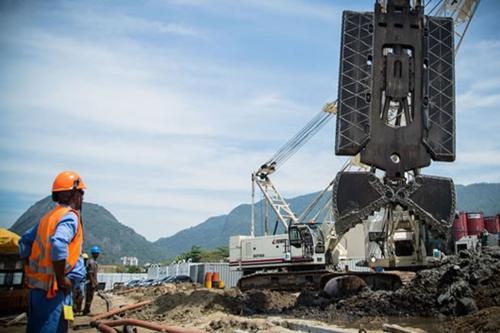 Futuro Centro de Mídia dos Jogos, que vinha sendo construído na região portuária / Foto: EOM / Renato Sette Camara