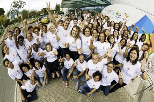 Voluntários pioneiros e candidatos ajudam a trazer o clima dos Jogos para o Rio de Janeiro / Foto: Rio 2016 / Alex Ferro