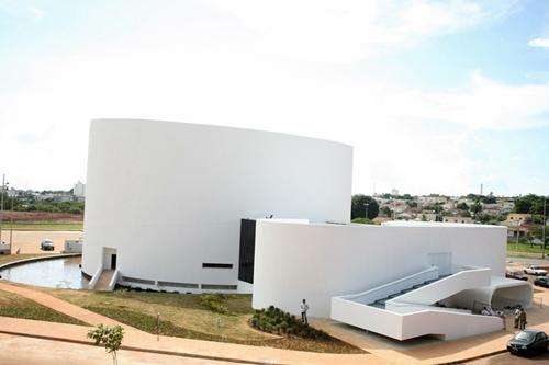 Teatro Municipal de Uberlândia, palco da festa de encerramento do revezamento da tocha na cidade / Foto: Prefeitura de Uberlândia