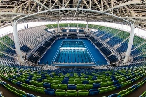 Uma visão do interior do Estádio Aquático Olímpico, já com os assentos instalados / Foto: Prefeitura do Rio / Renato Sette Camara