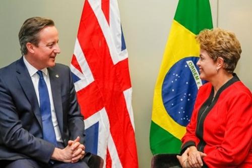 Em encontro com David Cameron, presidenta disse que a meta brasileira é “fazer mais e melhor” / Foto: Roberto Stuckert Filho / PR