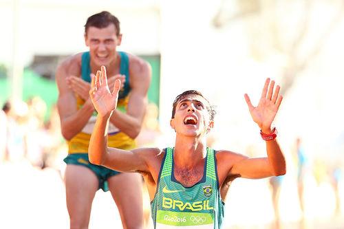 Caio Bonfim se redime de Londres e alcança 4º lugar histórico na marcha / Foto: Ryan Pierse / Getty Images