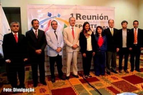 Foto oficial da reunião que estabelece diretrizes para o Mercosul Esporte / Foto: Divulgação