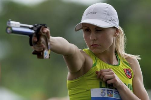 A atual campeã olímpica Laura Asadauskaite: garantida nos Jogos Rio 2016, ela tentará mais uma medalha no pentatlo moderno / Foto: Buda Mendes / Getty Images