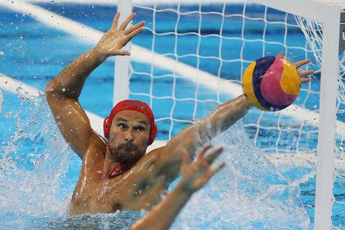 Goleiro brasileiro sofreu com algumas falhas / Foto: Al Bello / Getty Images